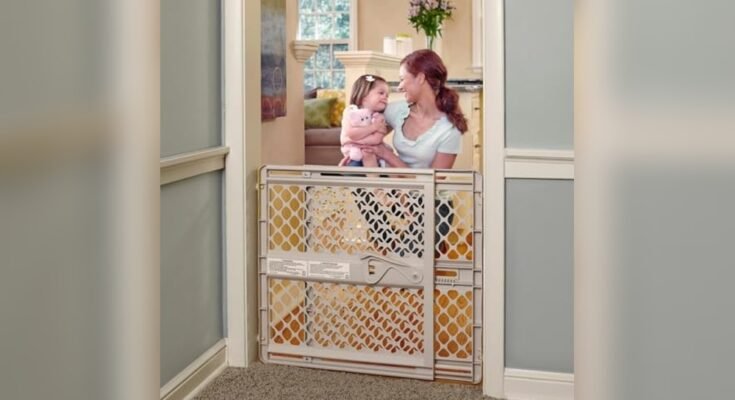 Best Adjustable Baby Gates for Toddlers