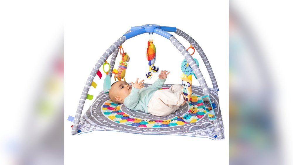 Crib Mobile Vs Play Gym – Which is Better?