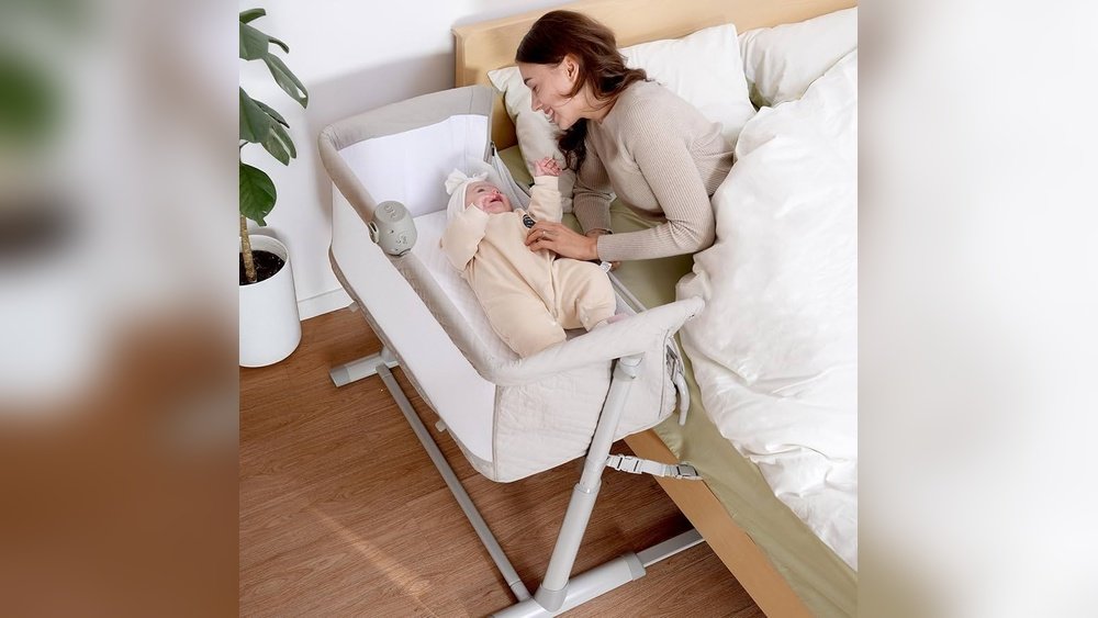 How to Choose a Crib Mobile for a Co-Sleeper Crib