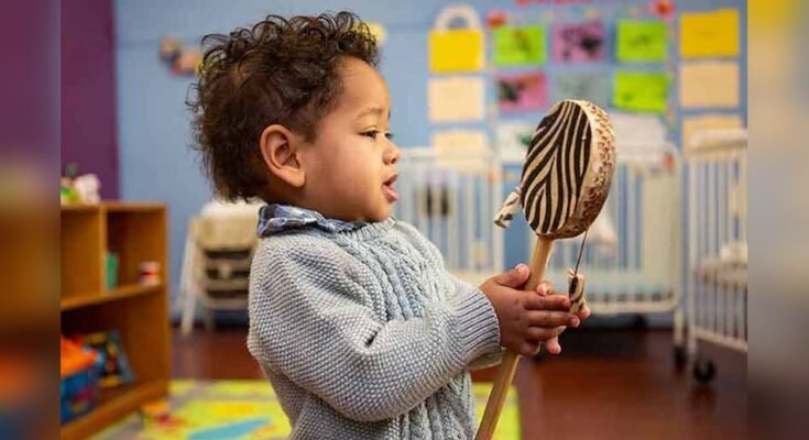 How to Encourage Exploration in Newborn