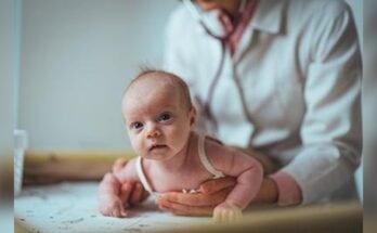 How to Monitor Growth Milestones in Newborn