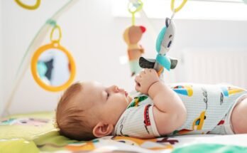 How to Stimulate Sensory Development in Newborn