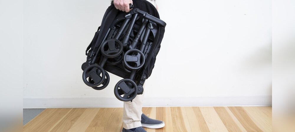 Which Baby Stroller is Best for Airplane Travel